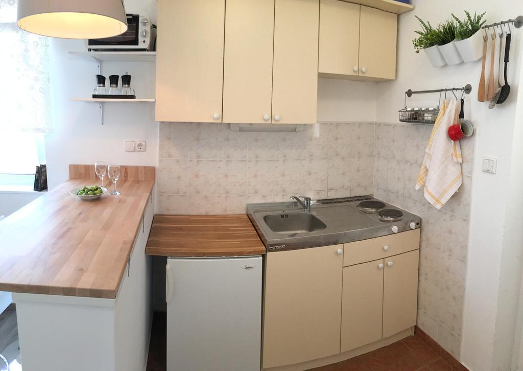 Apartments Tatjana Pag Exterior photo
